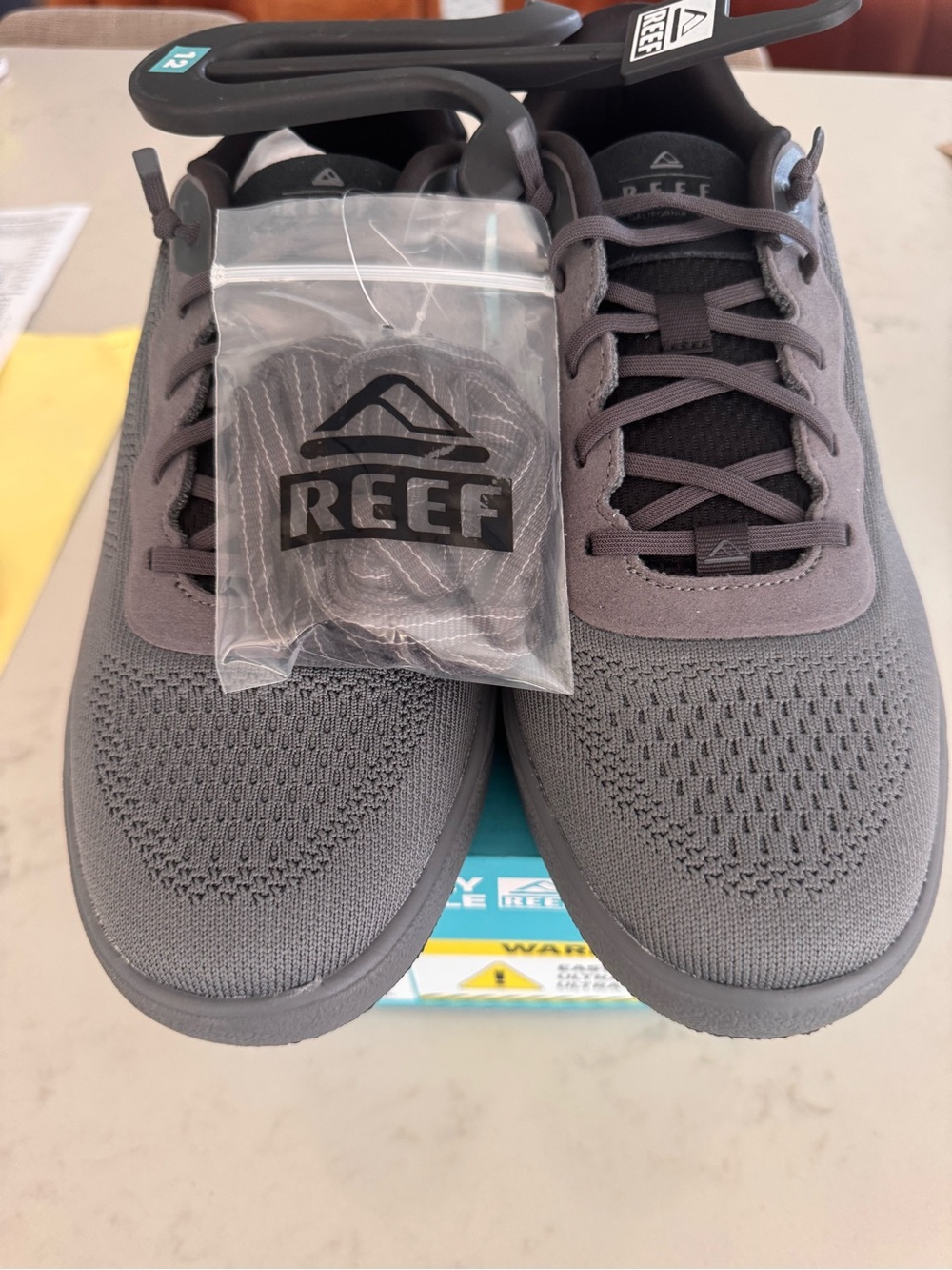 Reef Men's Gray Sneaker